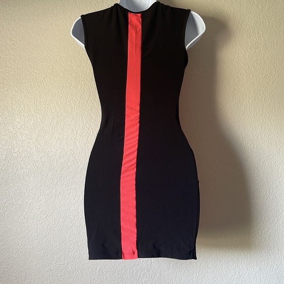 Color block dress - Picture 2 of 2